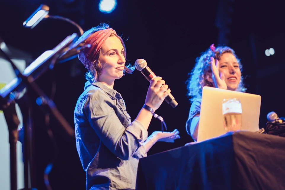 Caroline Saal et Sarah Schlitz | Vert Ardent | Ecolo